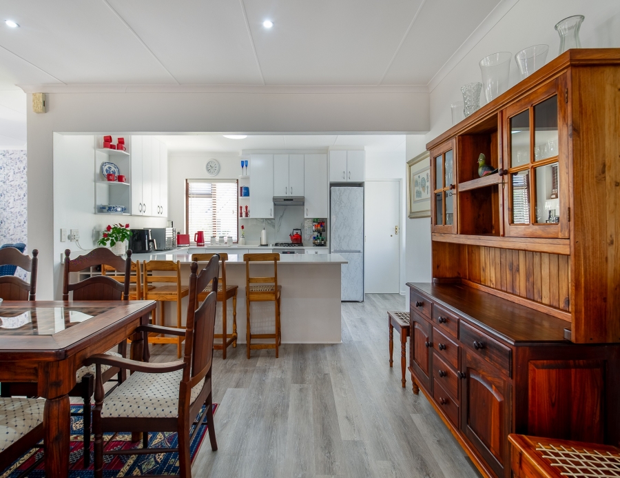 3 Bedroom Property for Sale in The Island Western Cape
